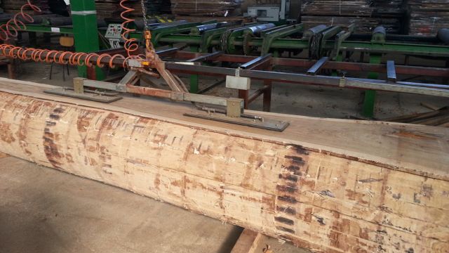 Hrast-Oak-Eiche-Montpreis-lumber-žagan-les-Schnittholz